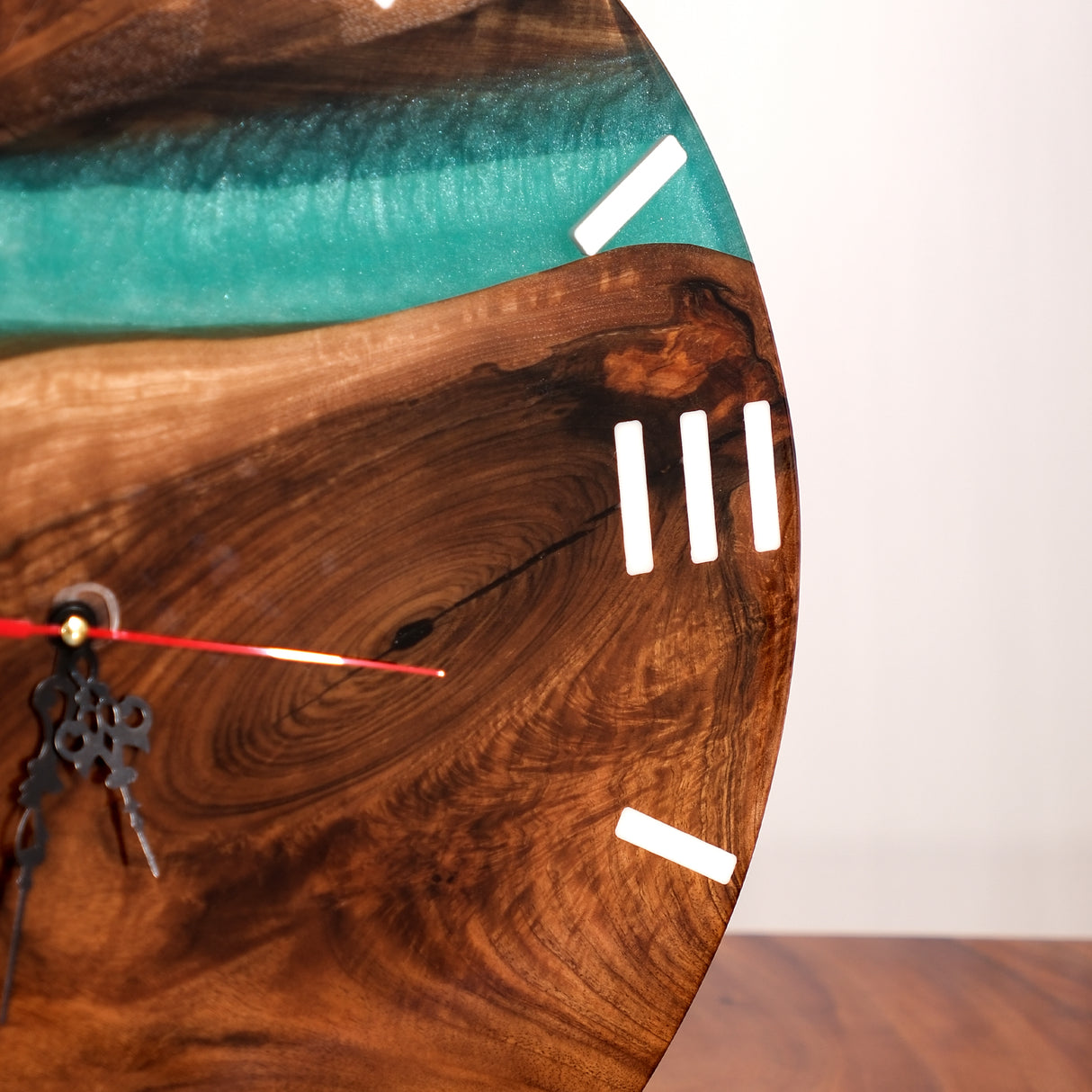 Elite Black Walnut Wood Green Epoxy Resin Wall Clock EWC-06 - 16''