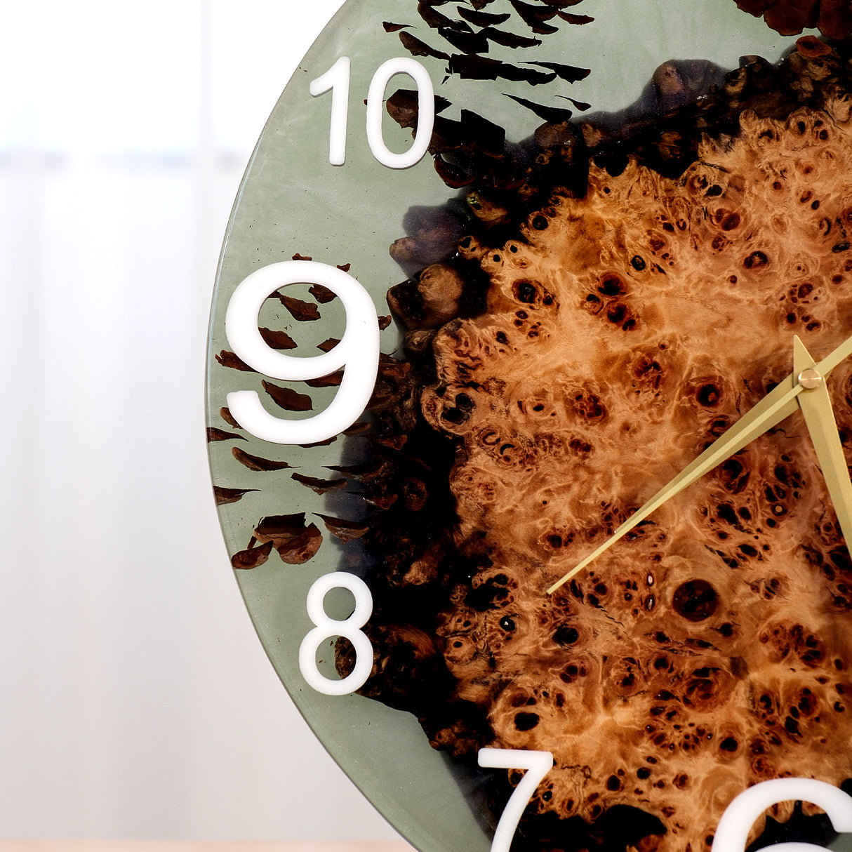 Elite Poplar Wood Burl & Dried Flower - Pine Nut Epoxy Resin Clock EWC-09 - 16''