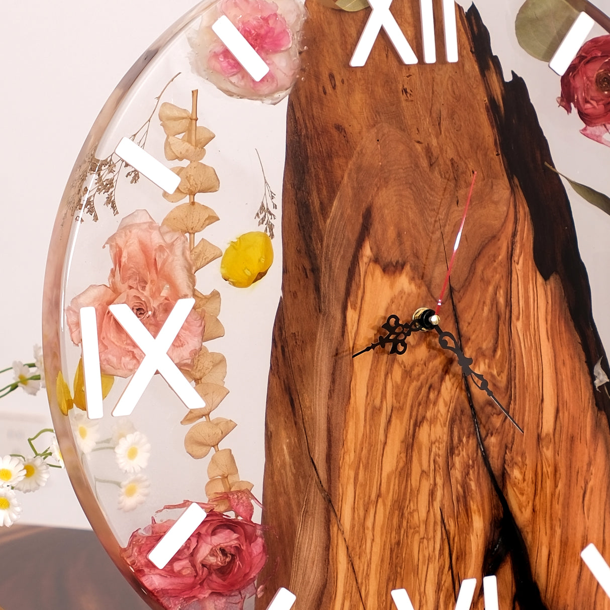 Elite Poplar Wood Dried Flower Epoxy Resin Wall Clock EWC-12 - 16''