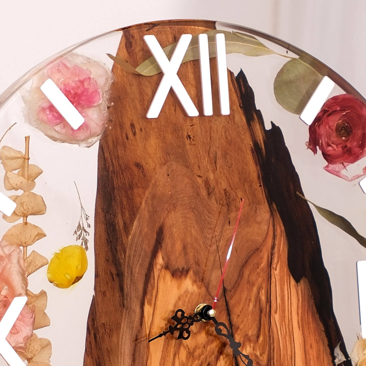 Elite Poplar Wood Dried Flower Epoxy Resin Wall Clock EWC-12 - 16''