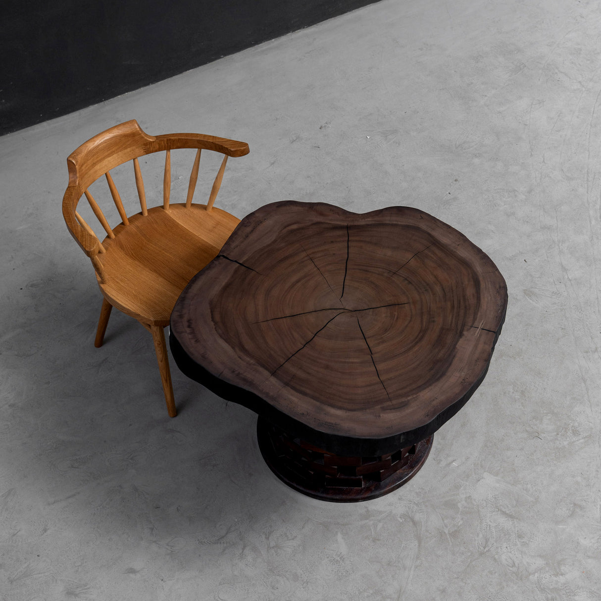 Elite Modern Black Walnut Round Coffee Table with Live Edge EWT-33