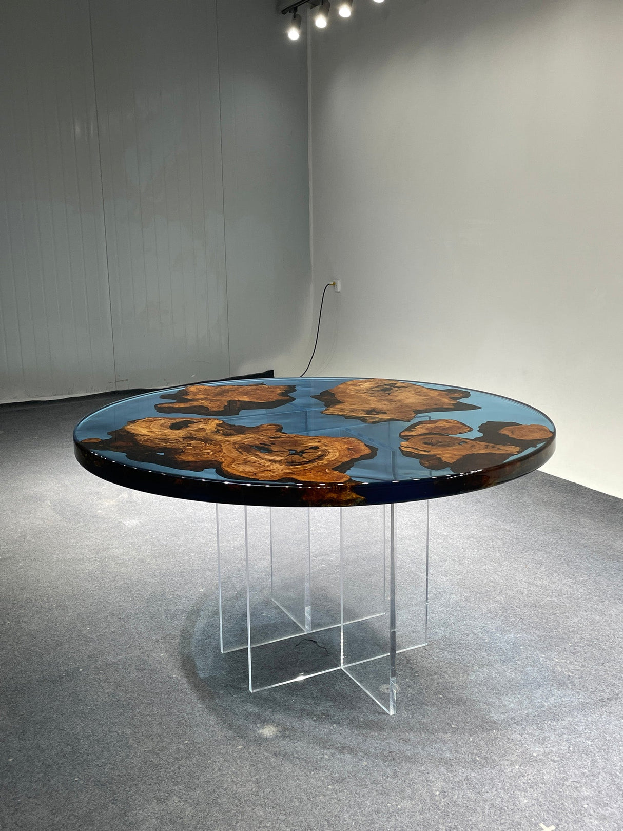 Elite Custom Golden Camphor Sapphire Epoxy Coffee Round Table ECT-10 - Elitecustomtable