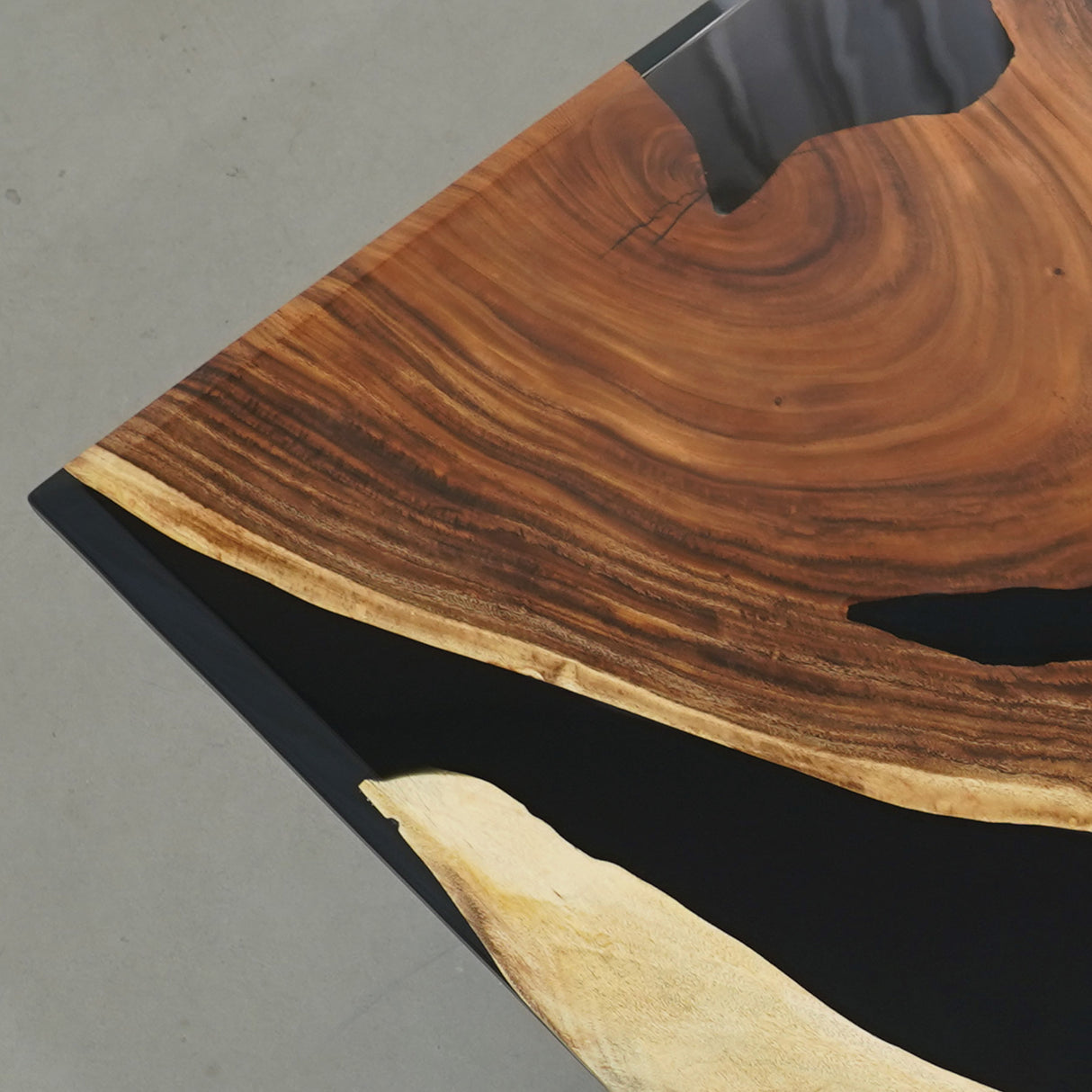 resin-walnut-coffee-table