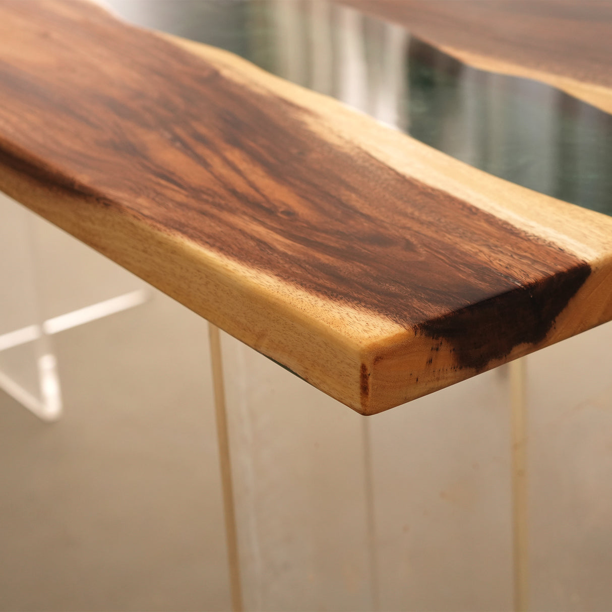 Elite Modern Natural Pebble Beach Resin & Walnut Table ECT-124
