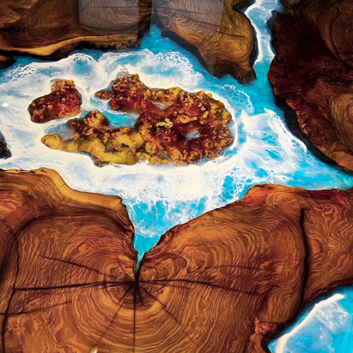 Elite Walnut Wood & Ocean - Scene Resin Cliff - View Table ECT-202