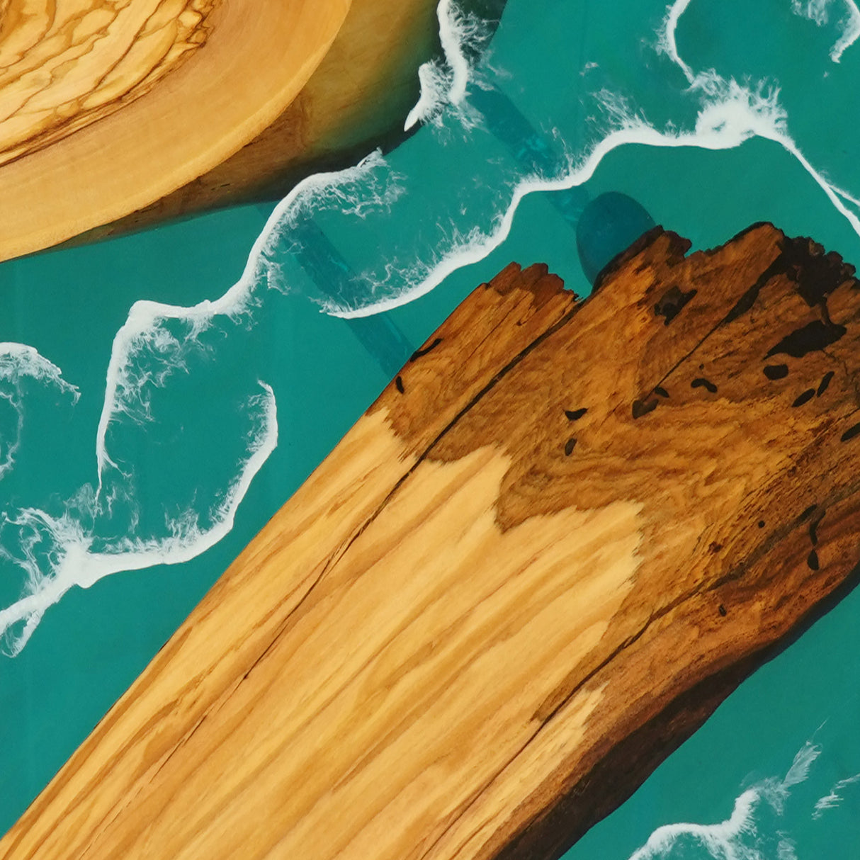 Custom-Ocean-_Inspired-Epoxy-Resin-Round-Table
