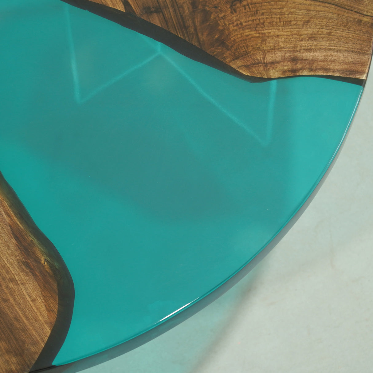 Custom Round Virid Epoxy Coffee Table