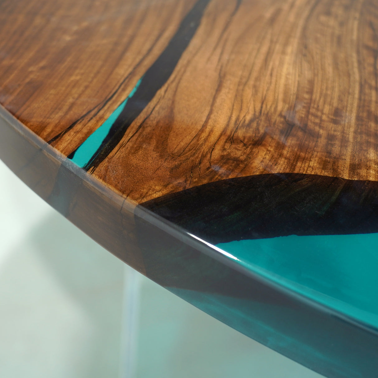 Custom Round Virid Epoxy Coffee Table