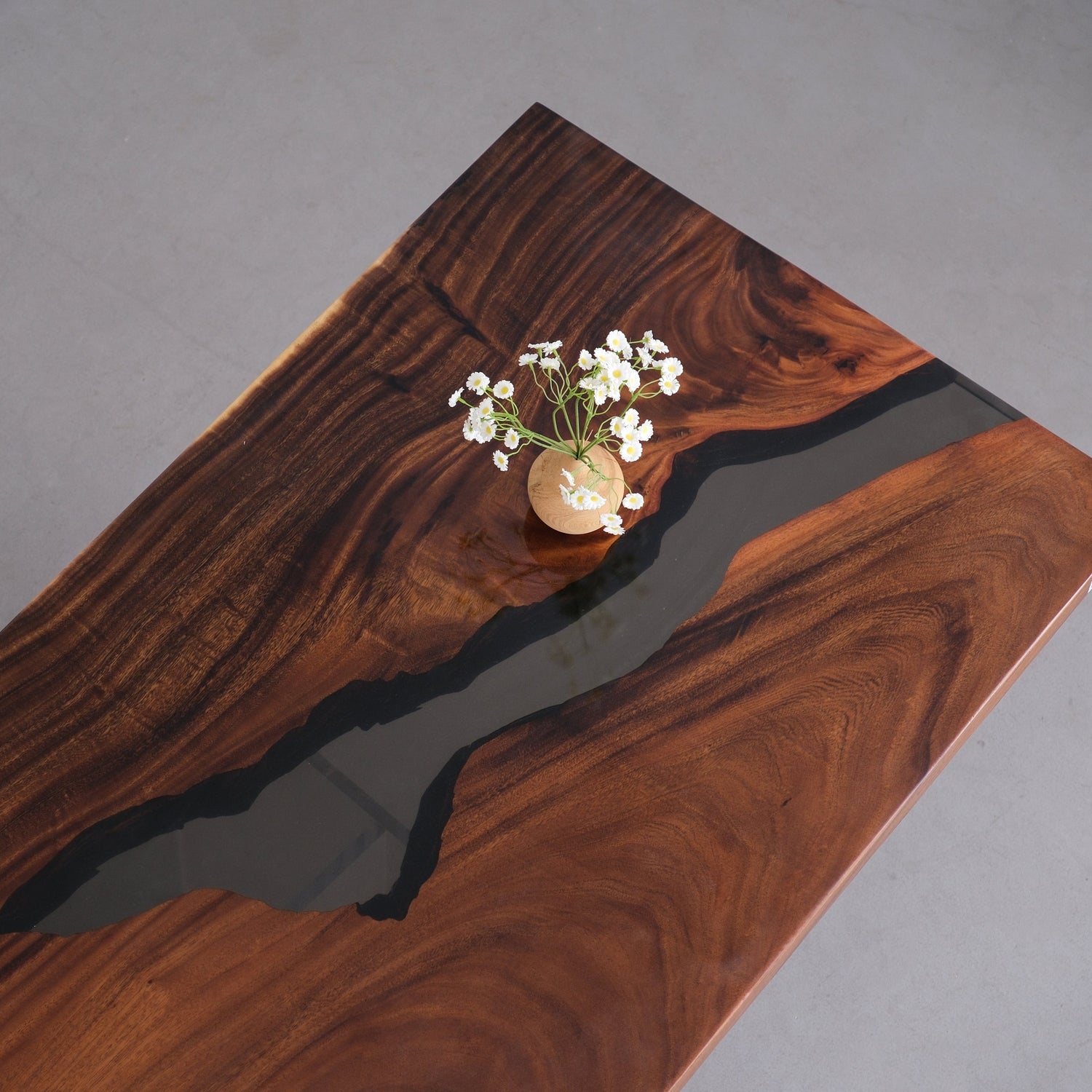 resin end table ECT-227